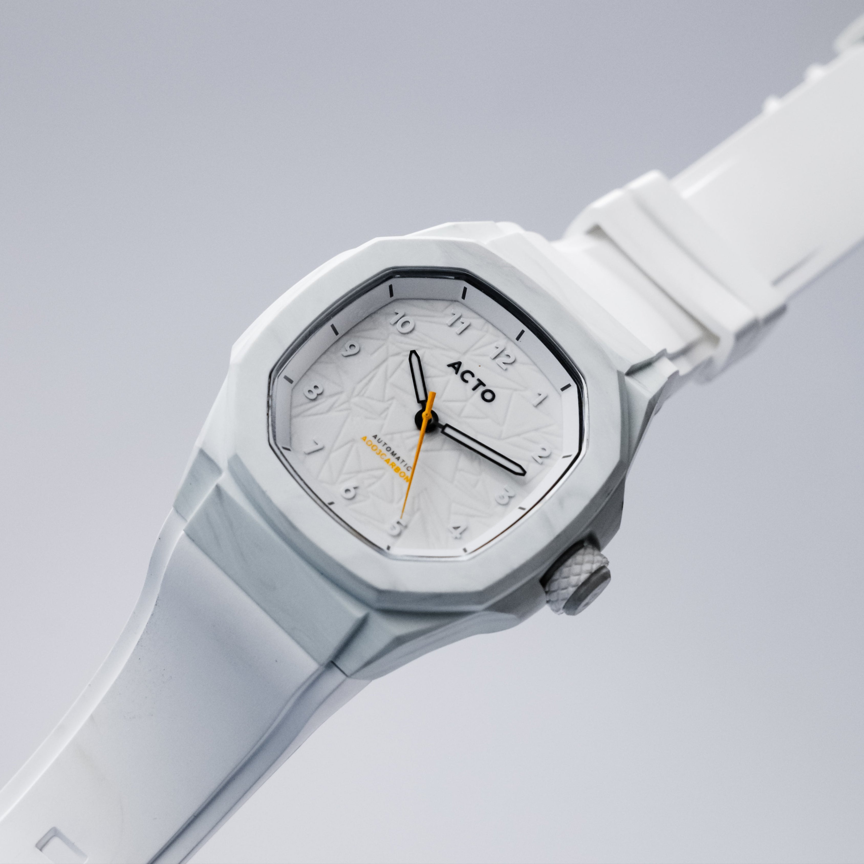 A003CARBON White by Erich Shibata