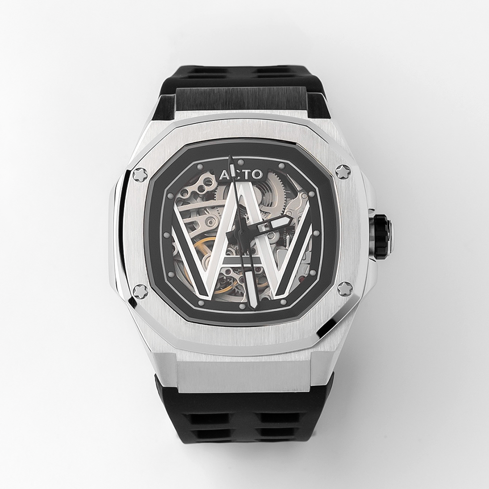 Imagem do relógio A001 Silver, mostrando seu design elegante e sofisticado, ideal para o homem moderno que busca estilo e funcionalidade.